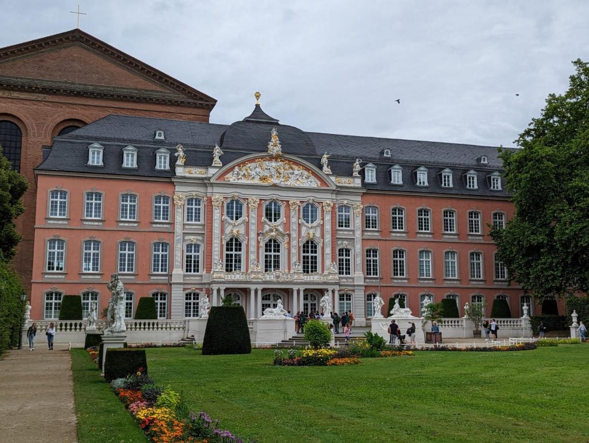 Hotel Kenner Treff Exteriér fotografie